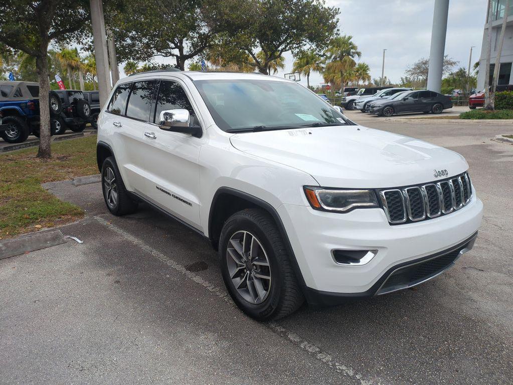 used 2022 Jeep Grand Cherokee car, priced at $16,881