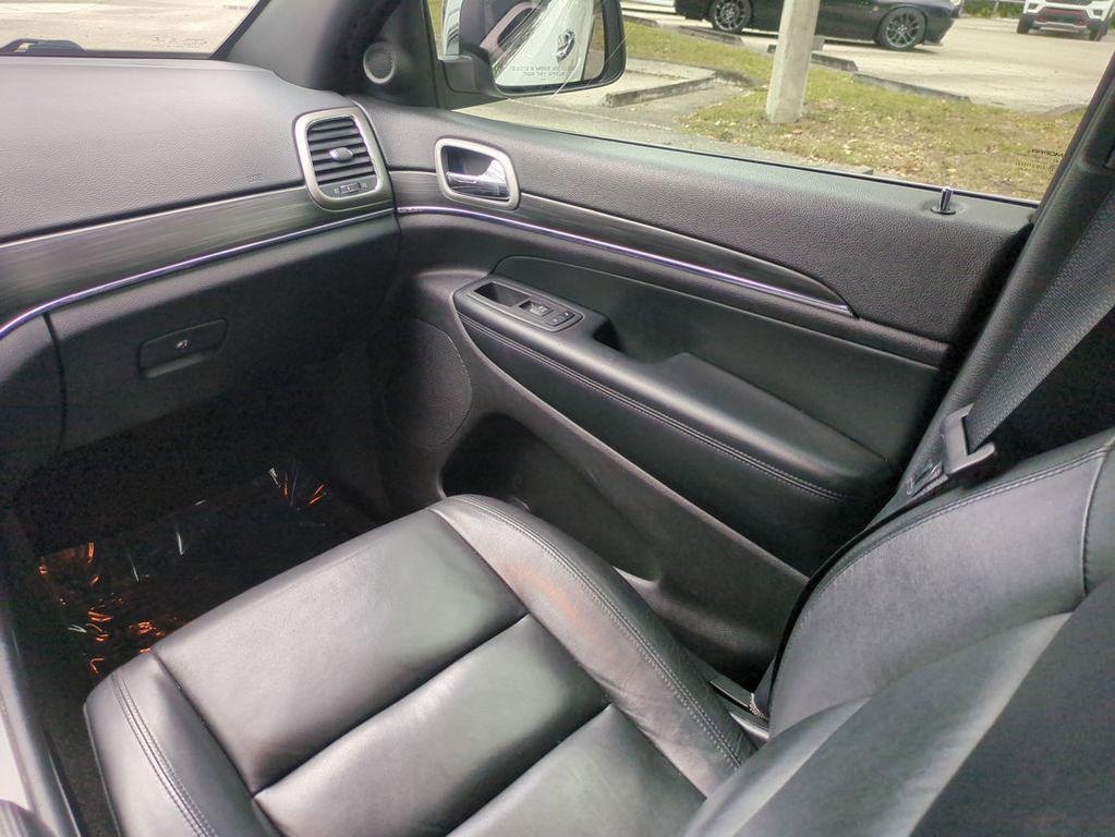 used 2022 Jeep Grand Cherokee car, priced at $16,881