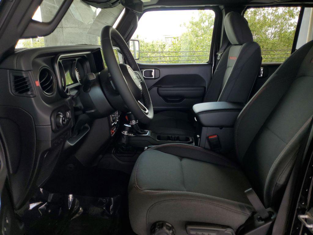 new 2026 Jeep Gladiator car, priced at $51,558