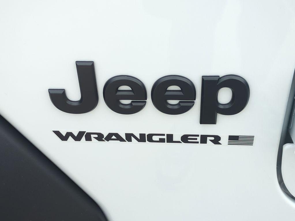 new 2026 Jeep Wrangler car, priced at $38,070