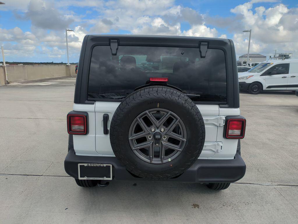 new 2026 Jeep Wrangler car, priced at $38,070