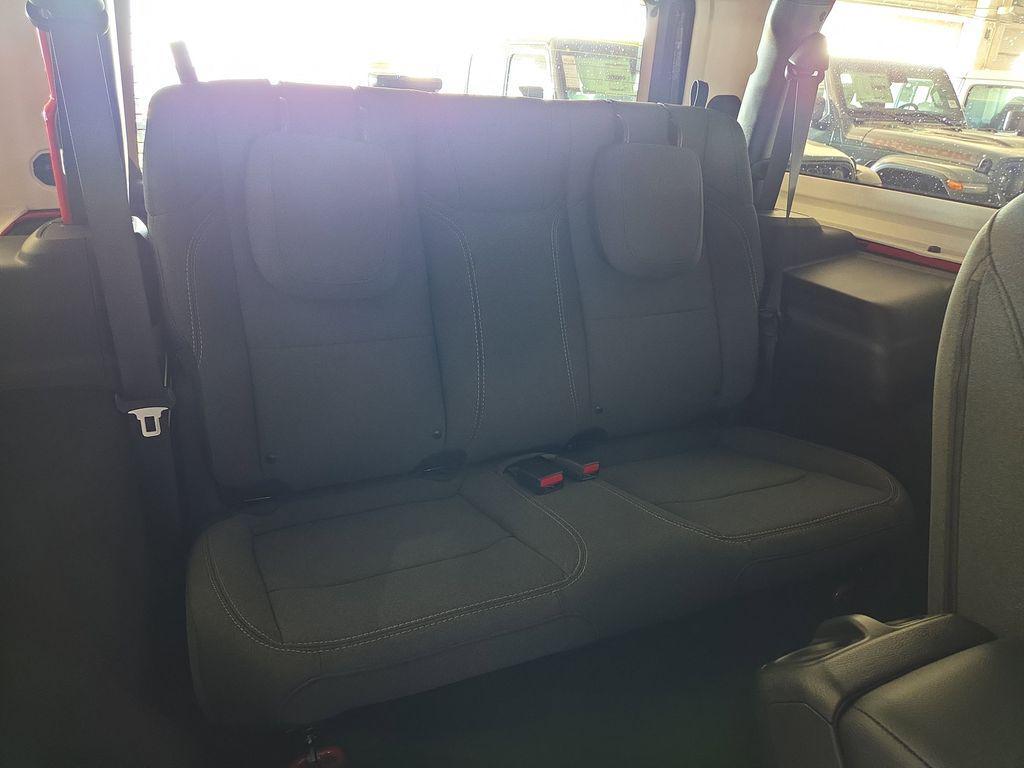 new 2026 Jeep Wrangler car, priced at $33,673