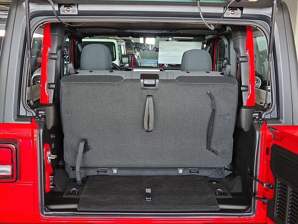 new 2026 Jeep Wrangler car, priced at $33,673