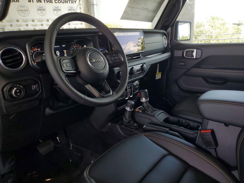 new 2026 Jeep Gladiator car, priced at $46,673