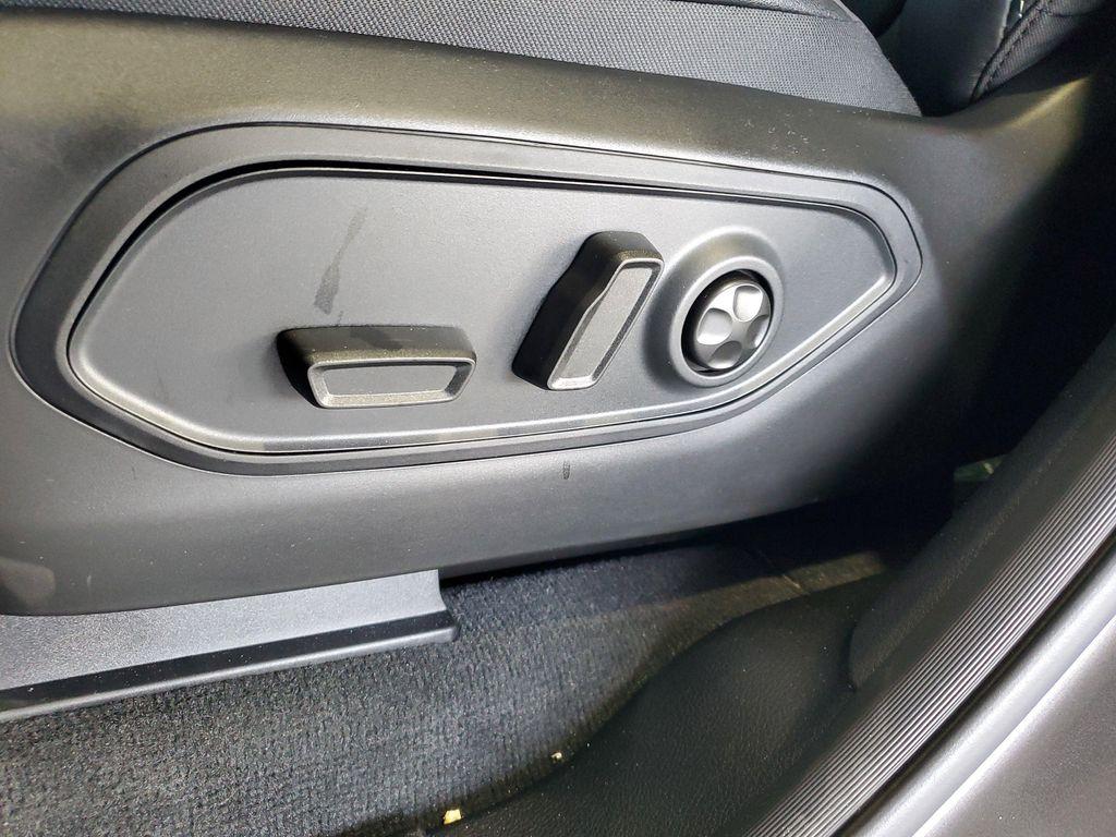 new 2026 Jeep Grand Cherokee L car, priced at $47,688