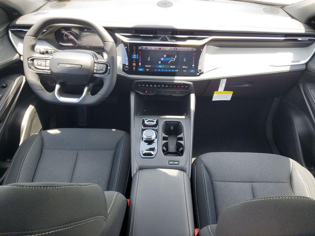 new 2026 Jeep Cherokee car, priced at $36,332