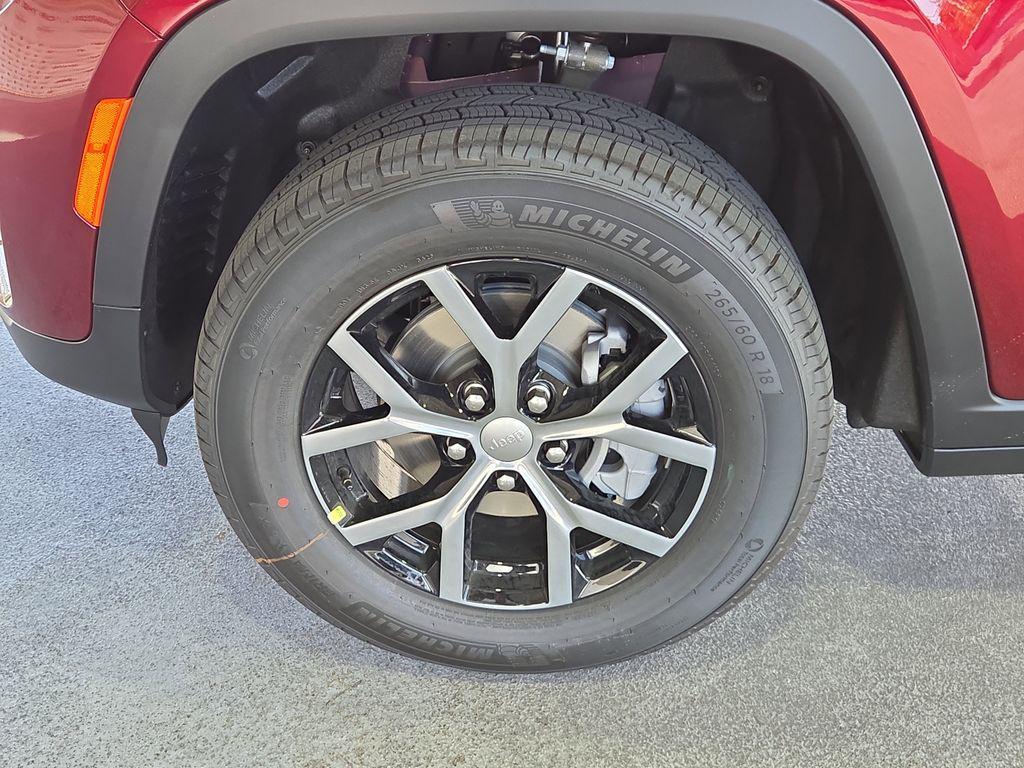 new 2025 Jeep Grand Cherokee car, priced at $35,786