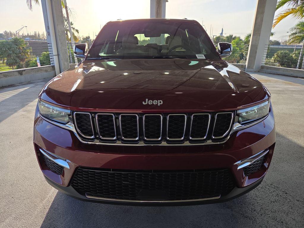 new 2025 Jeep Grand Cherokee car, priced at $35,786