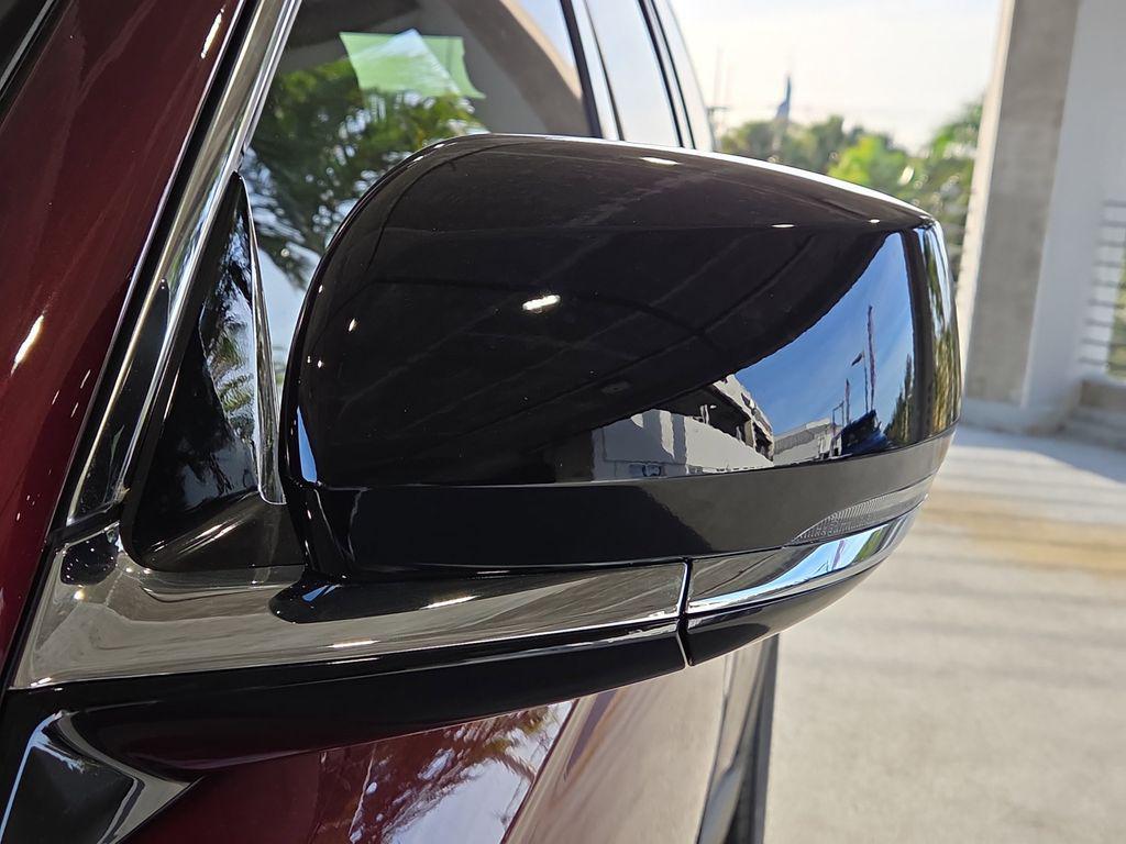 new 2025 Jeep Grand Cherokee car, priced at $35,786