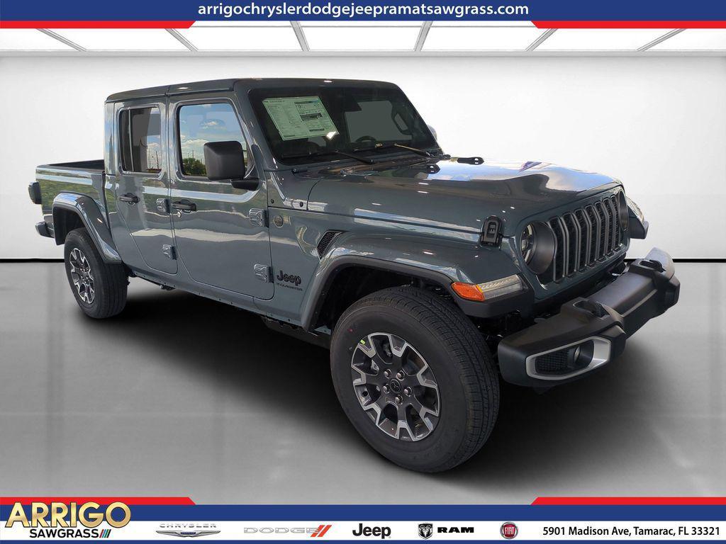 new 2026 Jeep Gladiator car, priced at $43,675