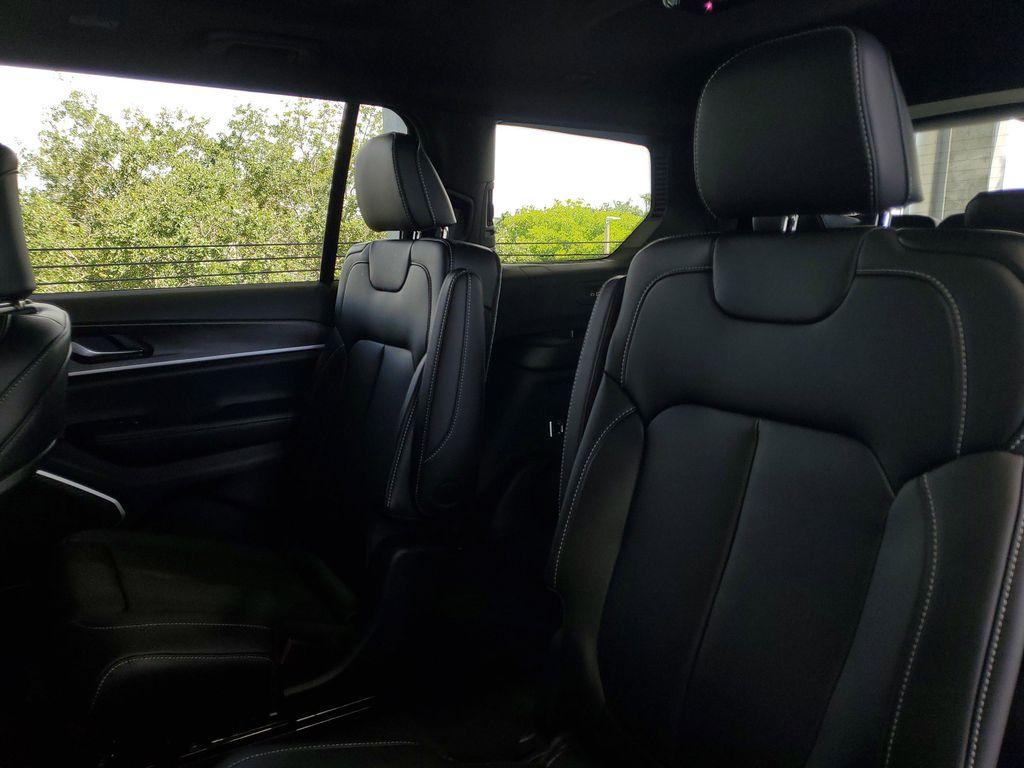 used 2026 Jeep Grand Cherokee L car