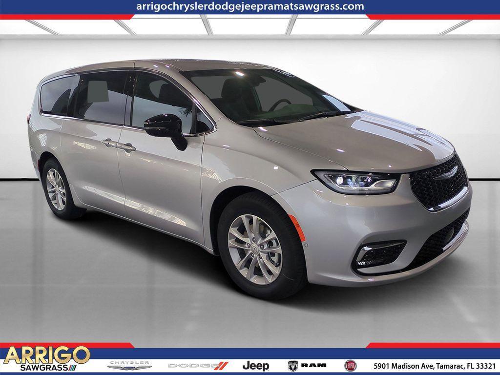 new 2026 Chrysler Pacifica car, priced at $37,292