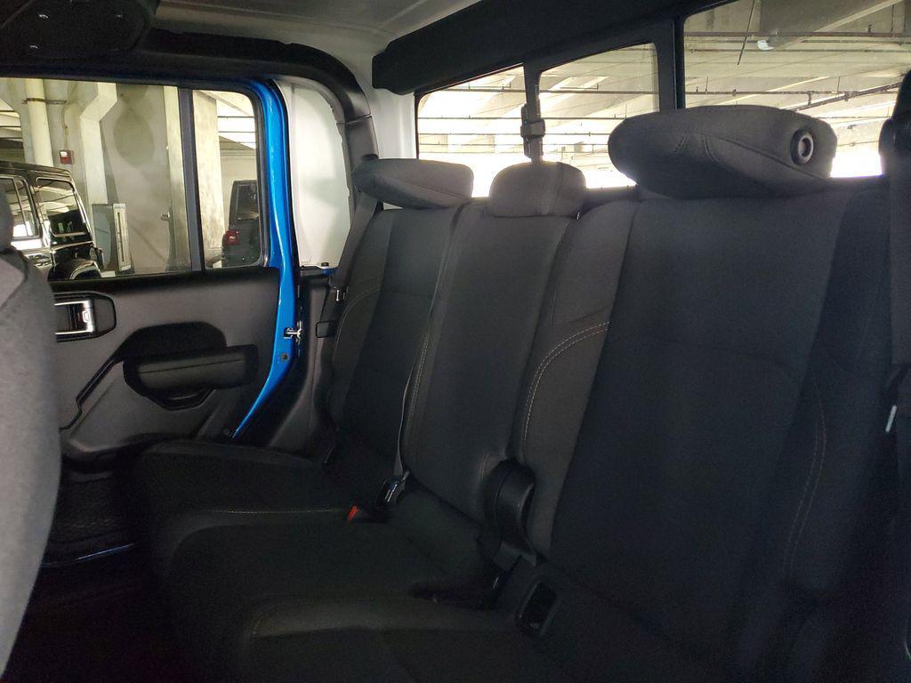 new 2026 Jeep Gladiator car, priced at $41,472