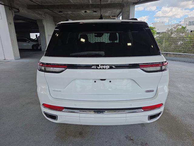 new 2025 Jeep Grand Cherokee car