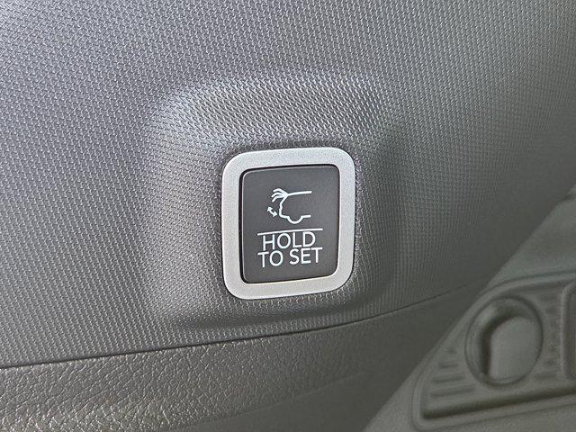 new 2025 Jeep Grand Cherokee car