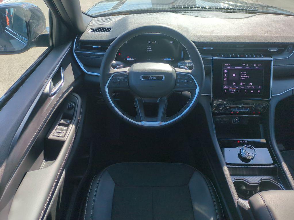 new 2025 Jeep Grand Cherokee L car, priced at $38,552