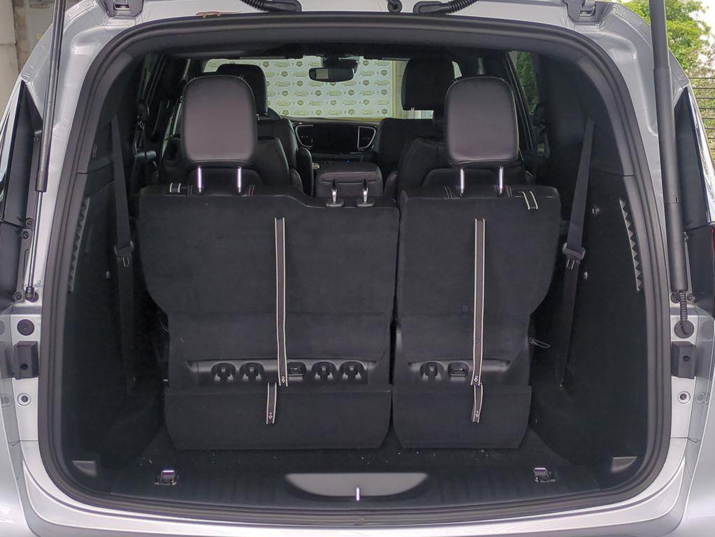 new 2026 Chrysler Pacifica car, priced at $35,832