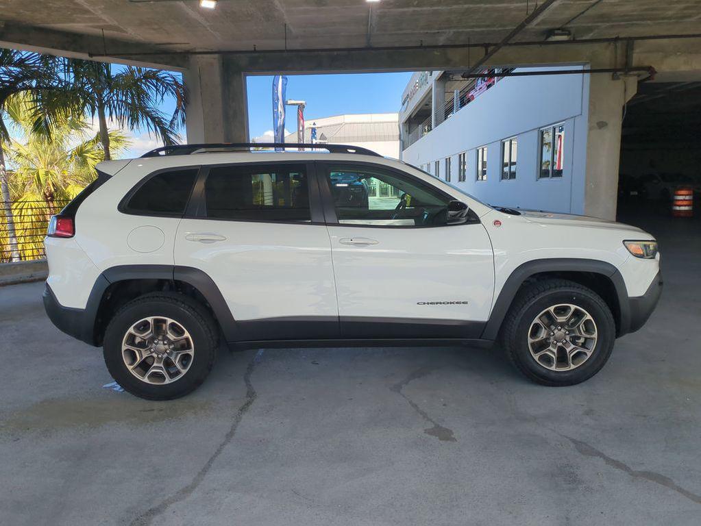 used 2022 Jeep Cherokee car, priced at $22,254