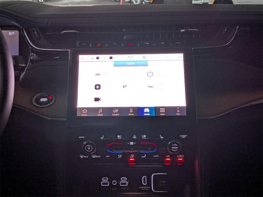 new 2025 Jeep Grand Cherokee car, priced at $56,986