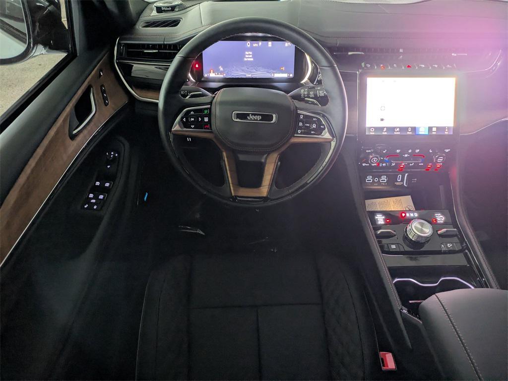 new 2025 Jeep Grand Cherokee car, priced at $56,986