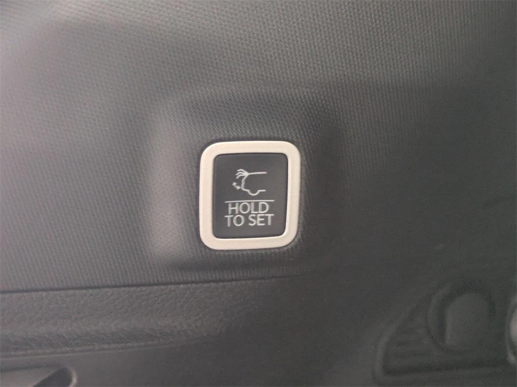 new 2025 Jeep Grand Cherokee car, priced at $56,986