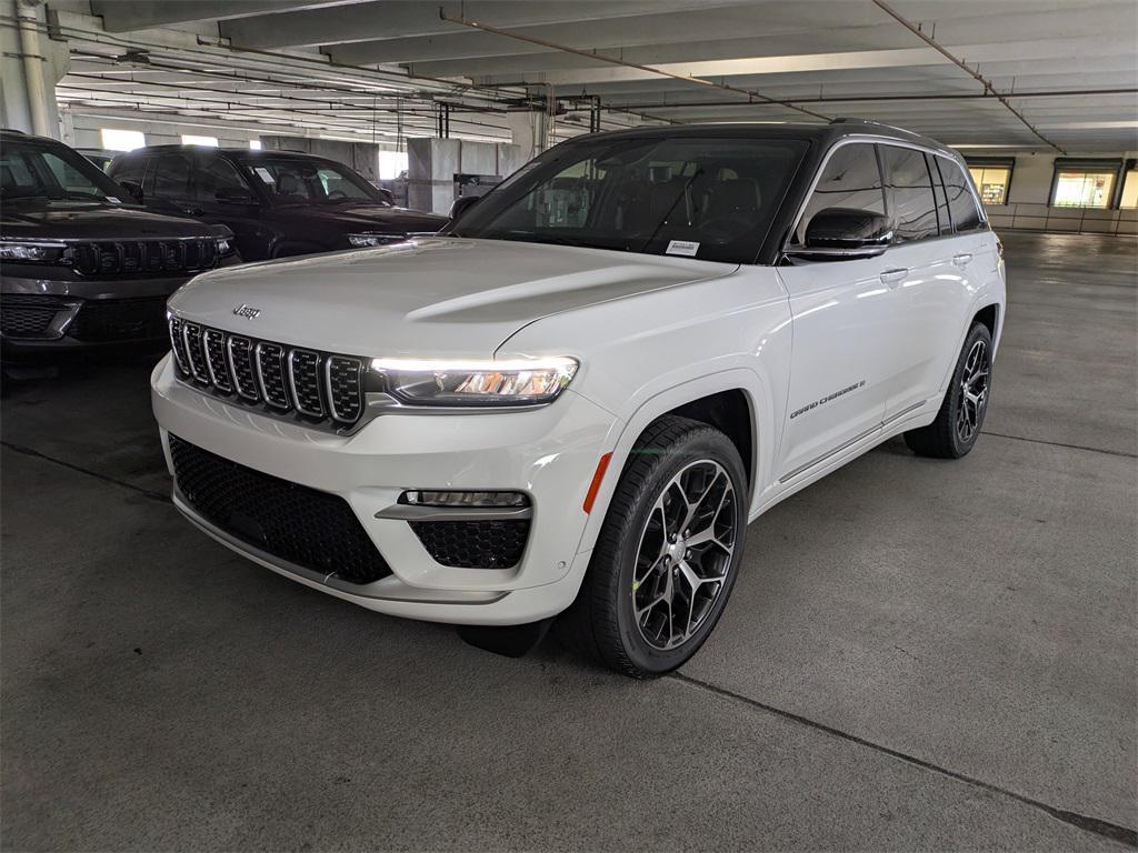 new 2025 Jeep Grand Cherokee car, priced at $56,986