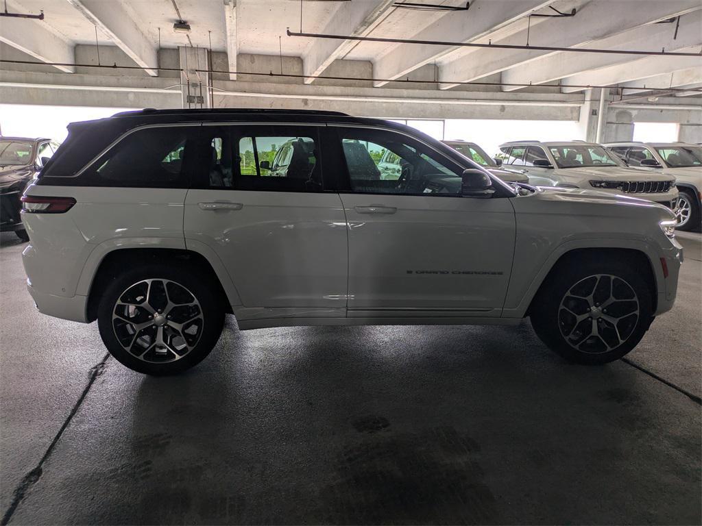new 2025 Jeep Grand Cherokee car, priced at $56,986