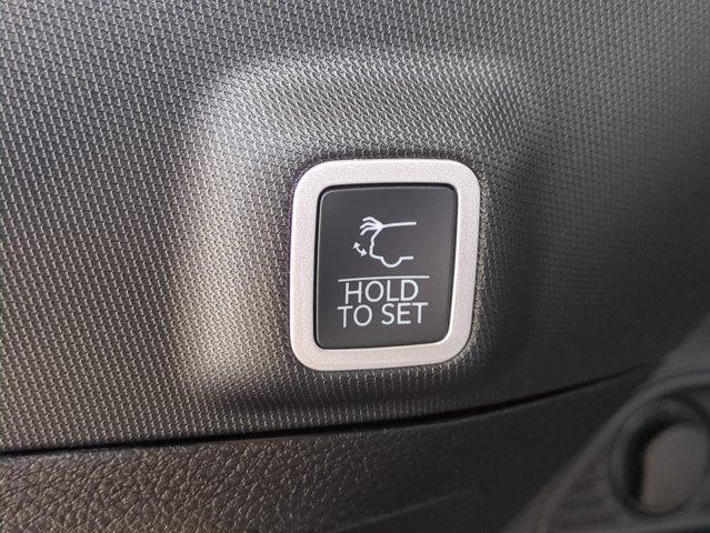 new 2025 Jeep Grand Cherokee car, priced at $30,078