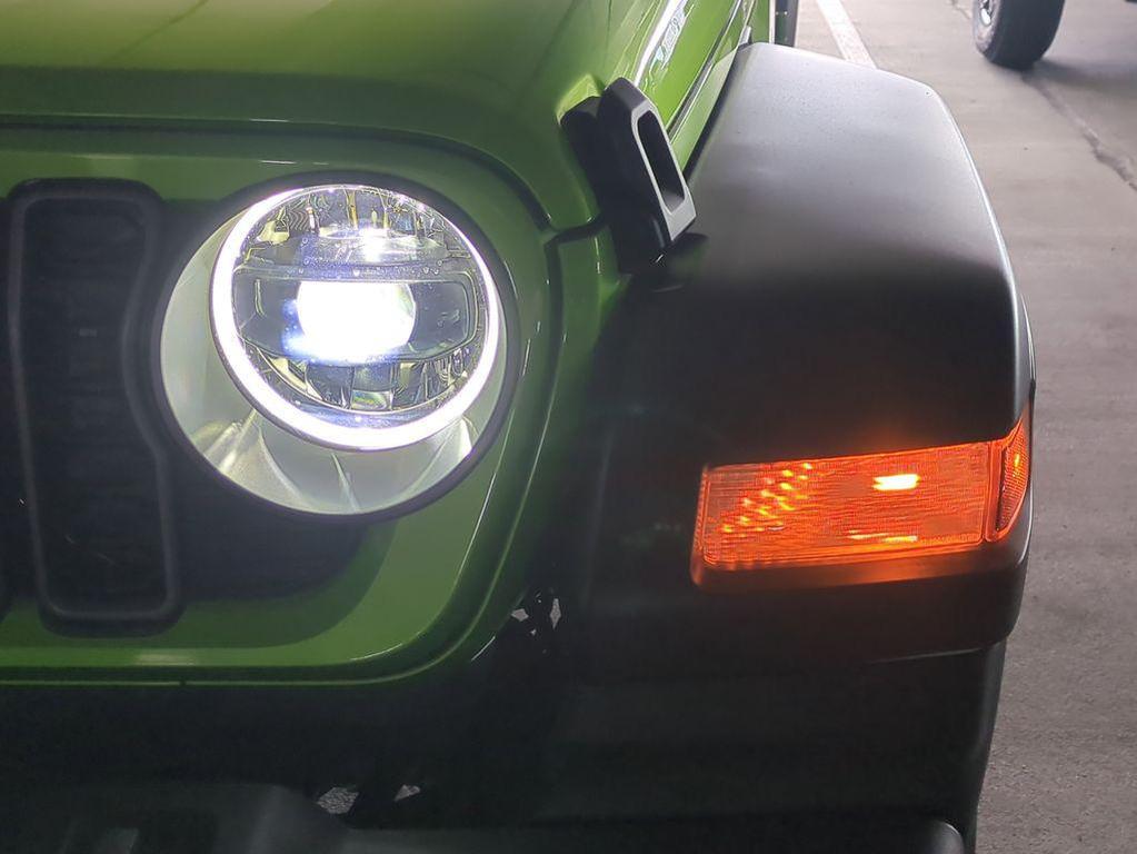 new 2026 Jeep Wrangler car, priced at $35,328