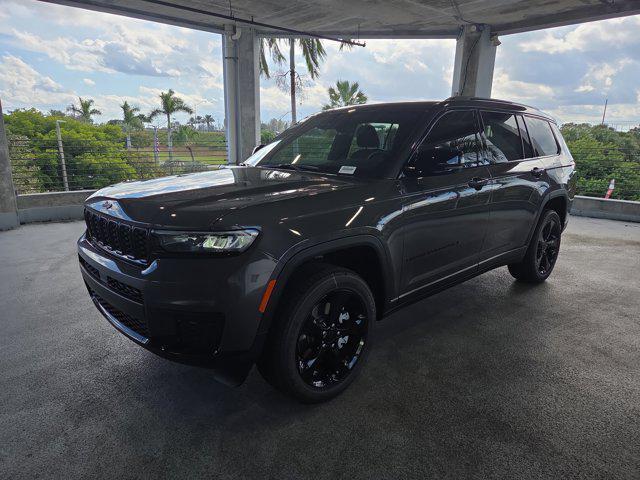 new 2025 Jeep Grand Cherokee L car