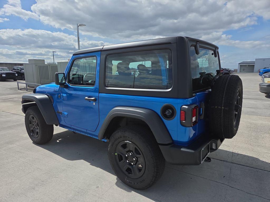 new 2026 Jeep Wrangler car, priced at $33,673