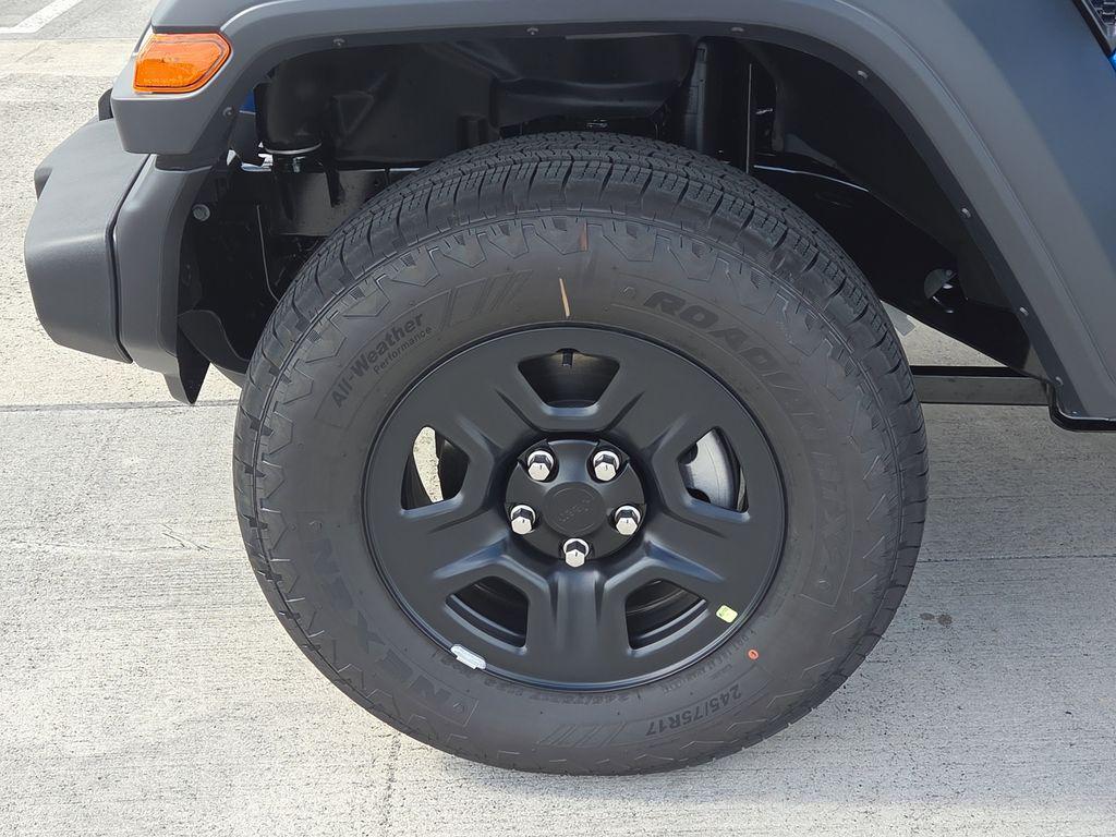 new 2026 Jeep Wrangler car, priced at $33,673