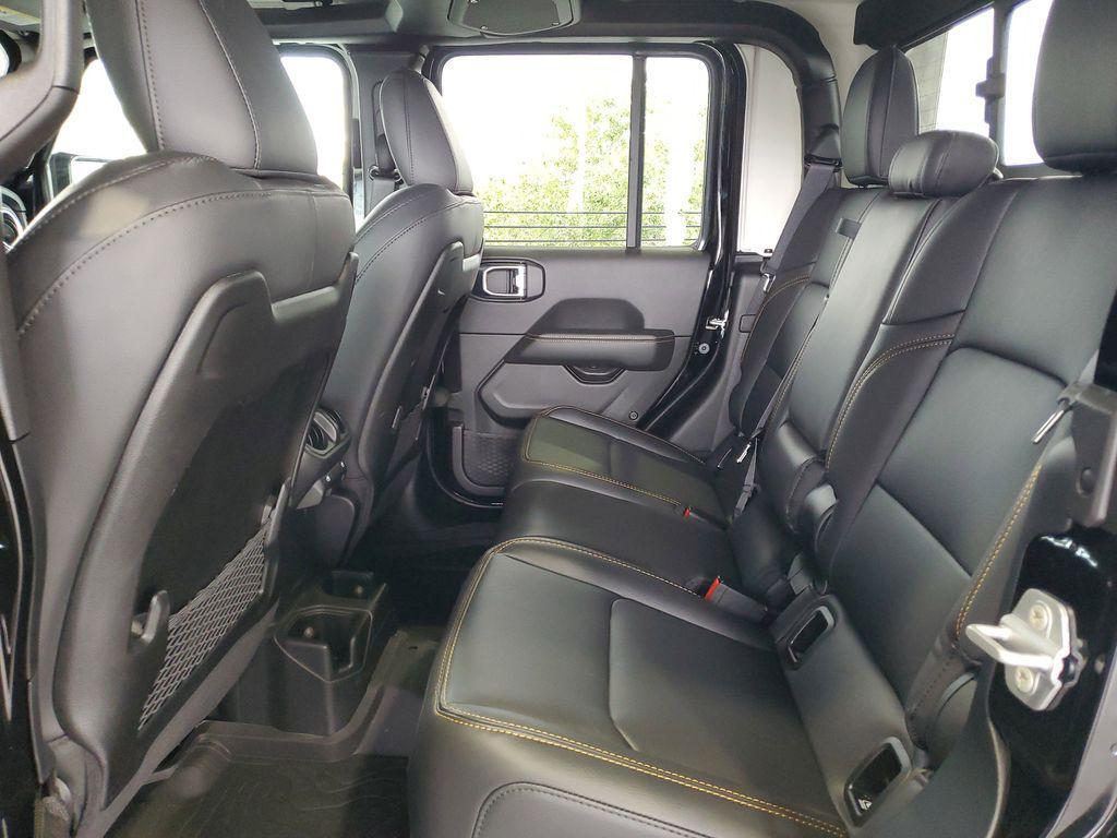 new 2026 Jeep Gladiator car, priced at $44,673