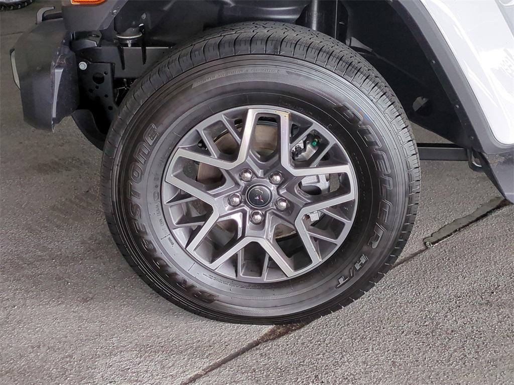 new 2025 Jeep Wrangler car, priced at $40,388