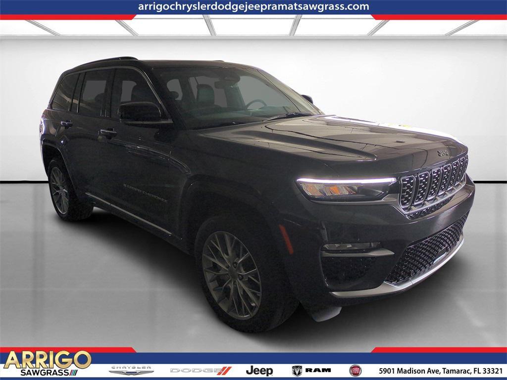 new 2025 Jeep Grand Cherokee car, priced at $56,827