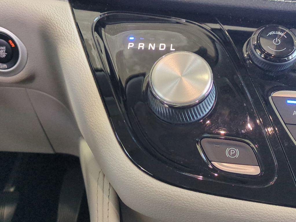 used 2022 Chrysler Pacifica car, priced at $21,641