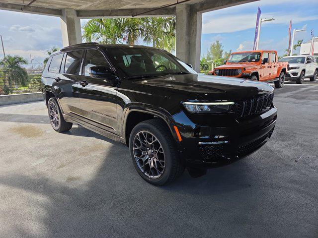new 2025 Jeep Grand Cherokee L car