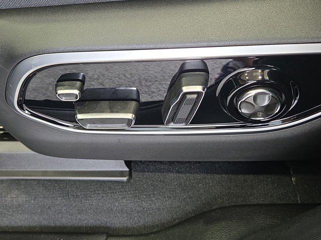 new 2025 Jeep Grand Cherokee L car