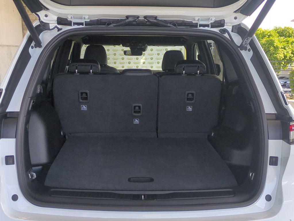 new 2025 Jeep Grand Cherokee car, priced at $29,407