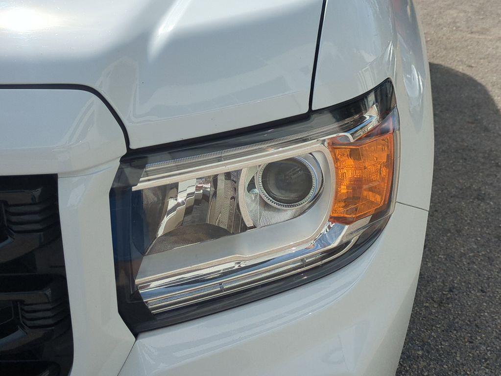 used 2022 GMC Canyon car, priced at $22,550