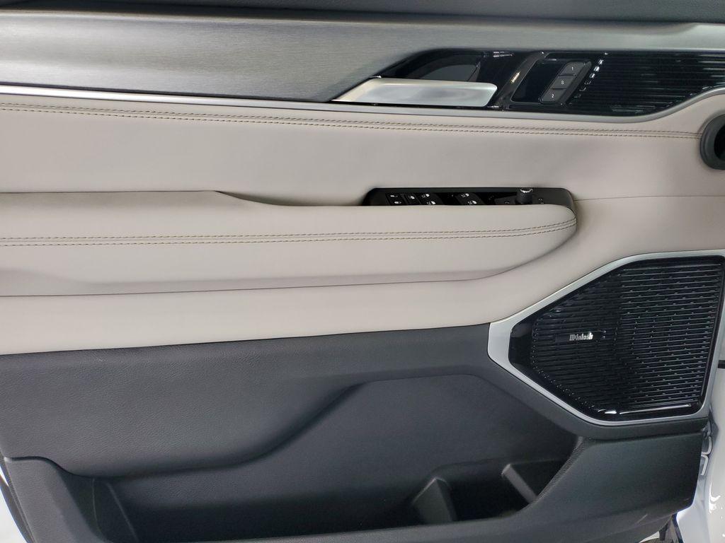 new 2026 Jeep Grand Wagoneer L car, priced at $83,170