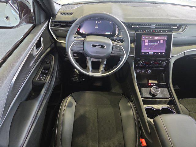 new 2025 Jeep Grand Cherokee car