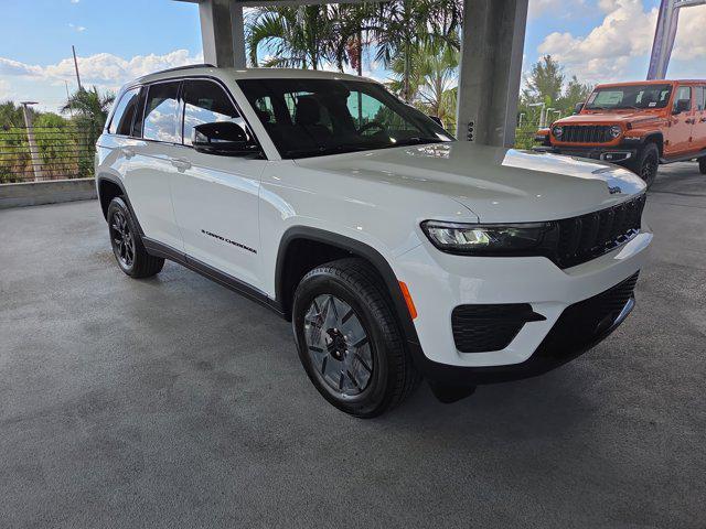 new 2025 Jeep Grand Cherokee car