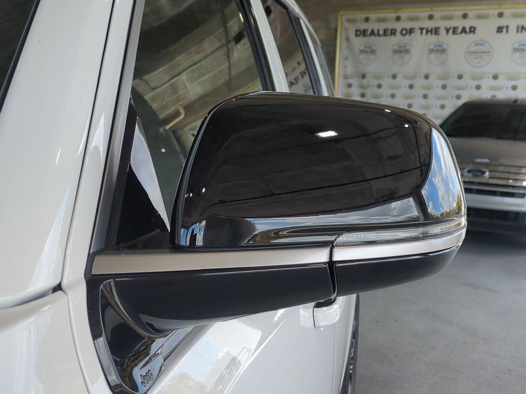 new 2026 Jeep Grand Wagoneer car, priced at $62,298