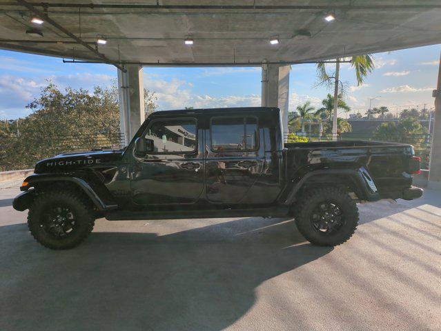 new 2025 Jeep Gladiator car