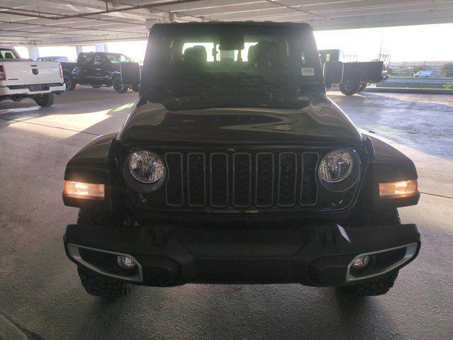 new 2025 Jeep Gladiator car