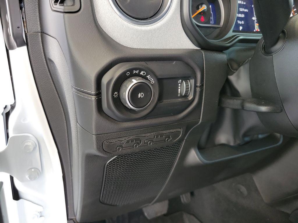 new 2025 Jeep Wrangler car, priced at $45,941
