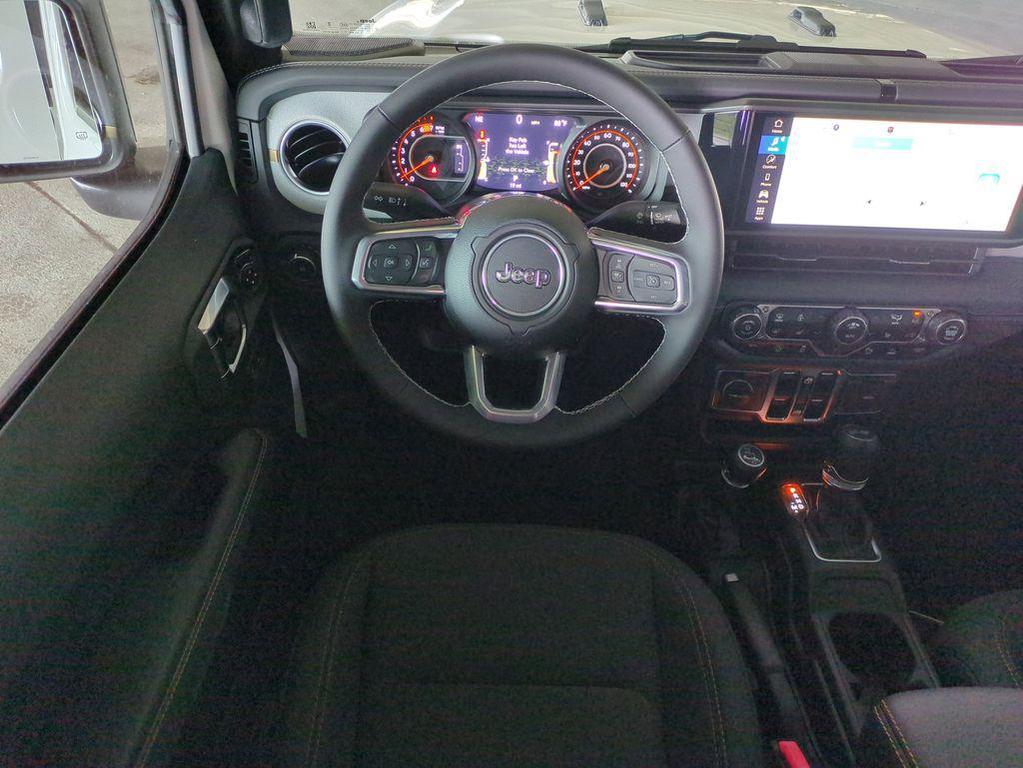 new 2025 Jeep Wrangler car, priced at $43,856