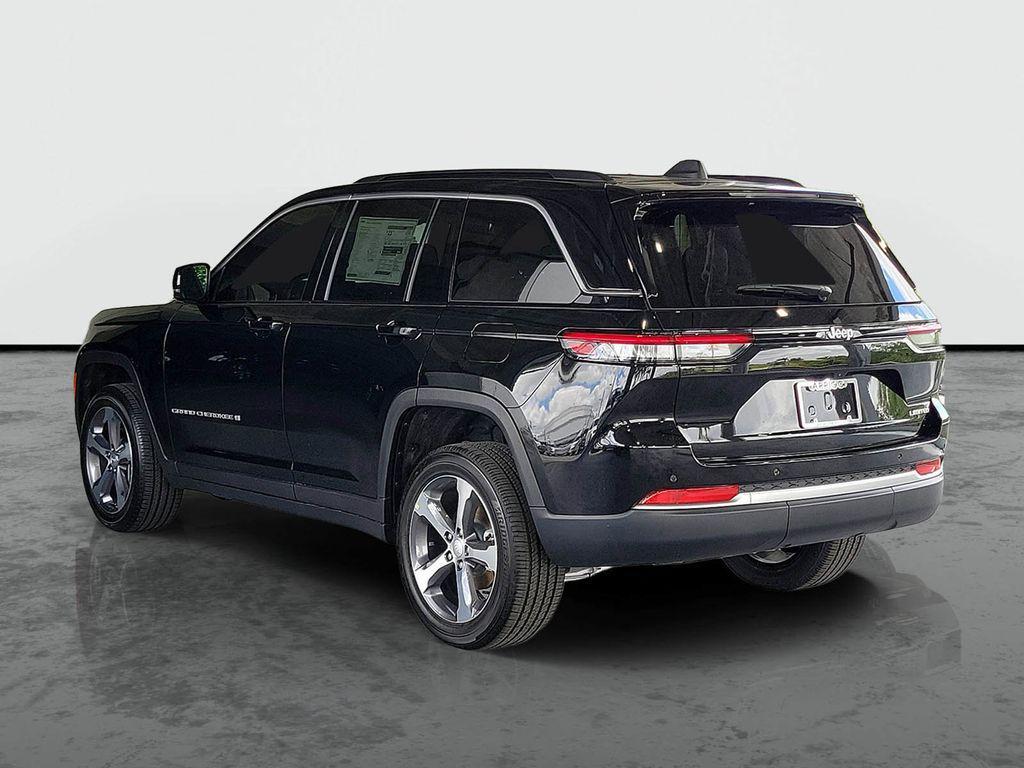 new 2026 Jeep Grand Cherokee car, priced at $42,087