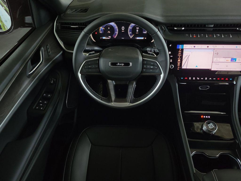 new 2026 Jeep Grand Cherokee car, priced at $42,087